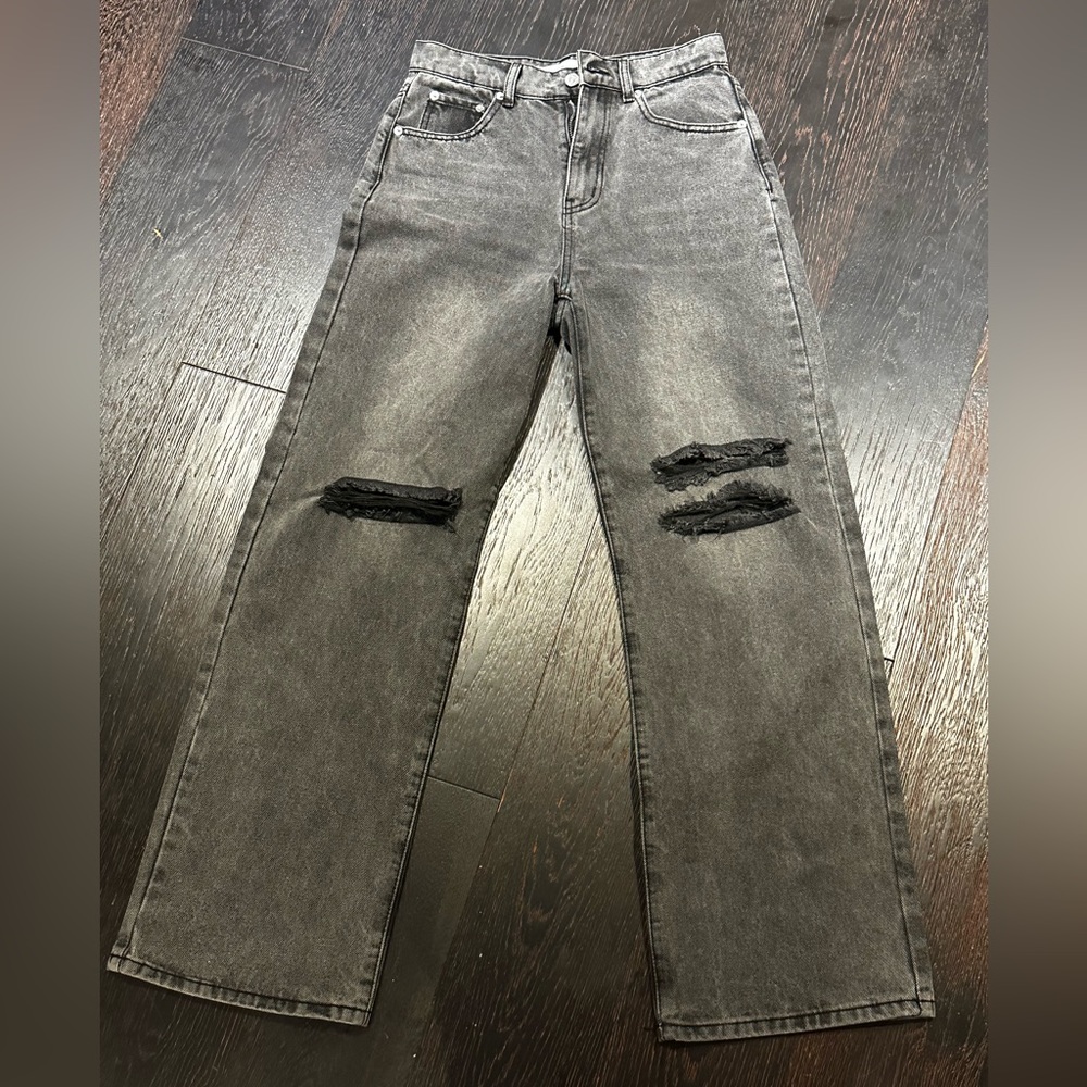 Ripped Baggy Straight Leg High Rise Black Jeans - US M